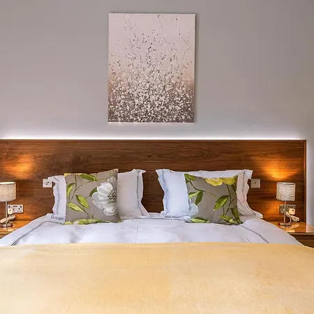 Brecks Farm - Cow Kennels * York