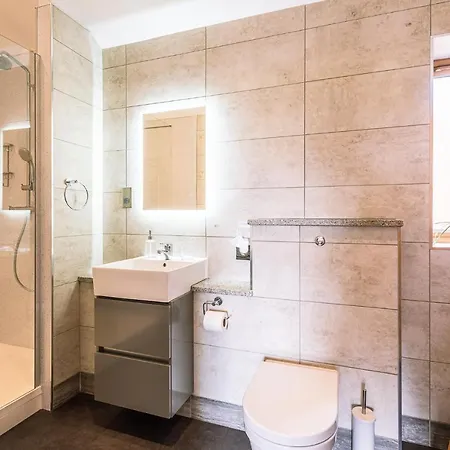 Brecks Farm - Cow Kennels *