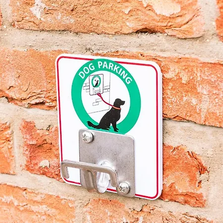 Brecks Farm - Cow Kennels *